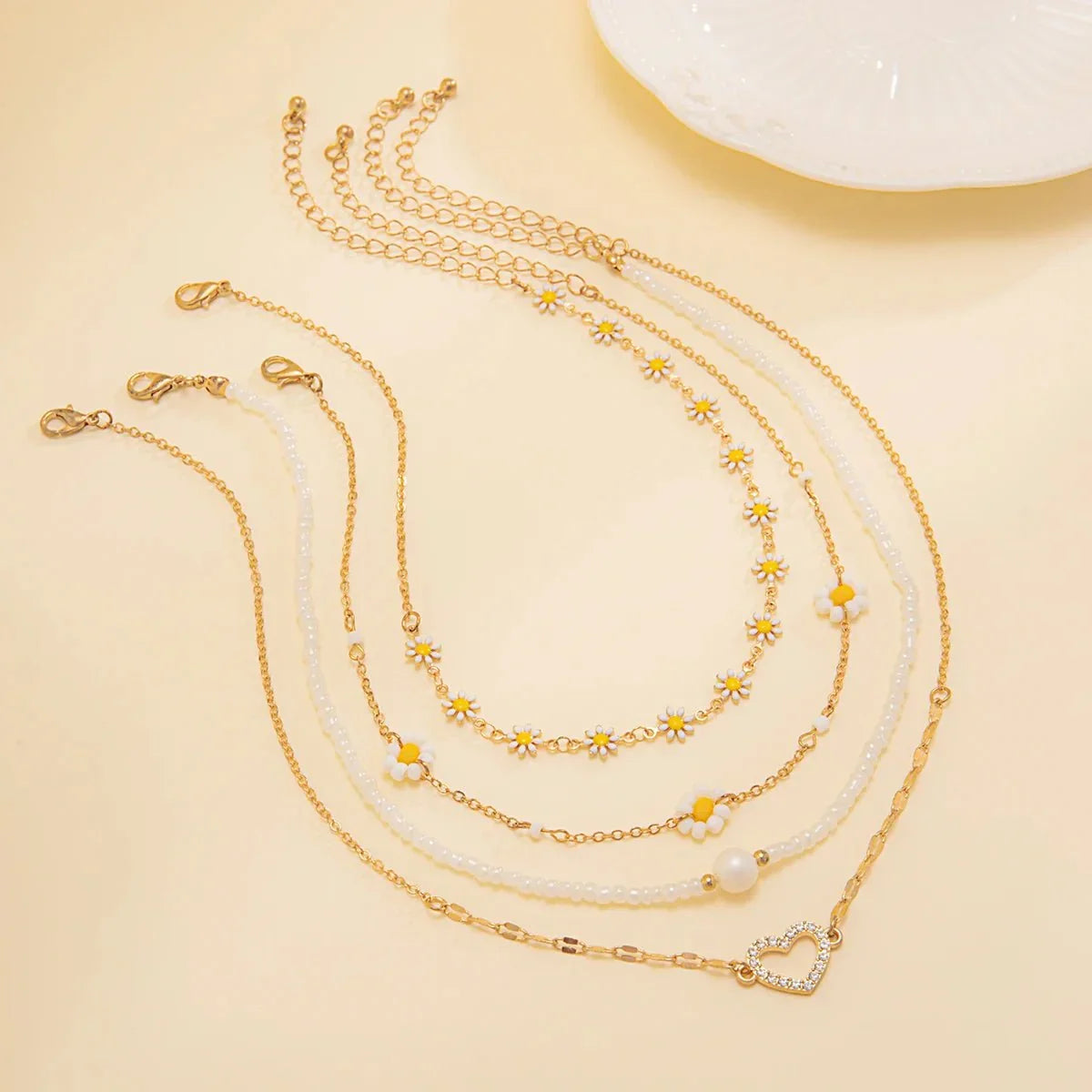 Boho Daisy Flower Necklace Set