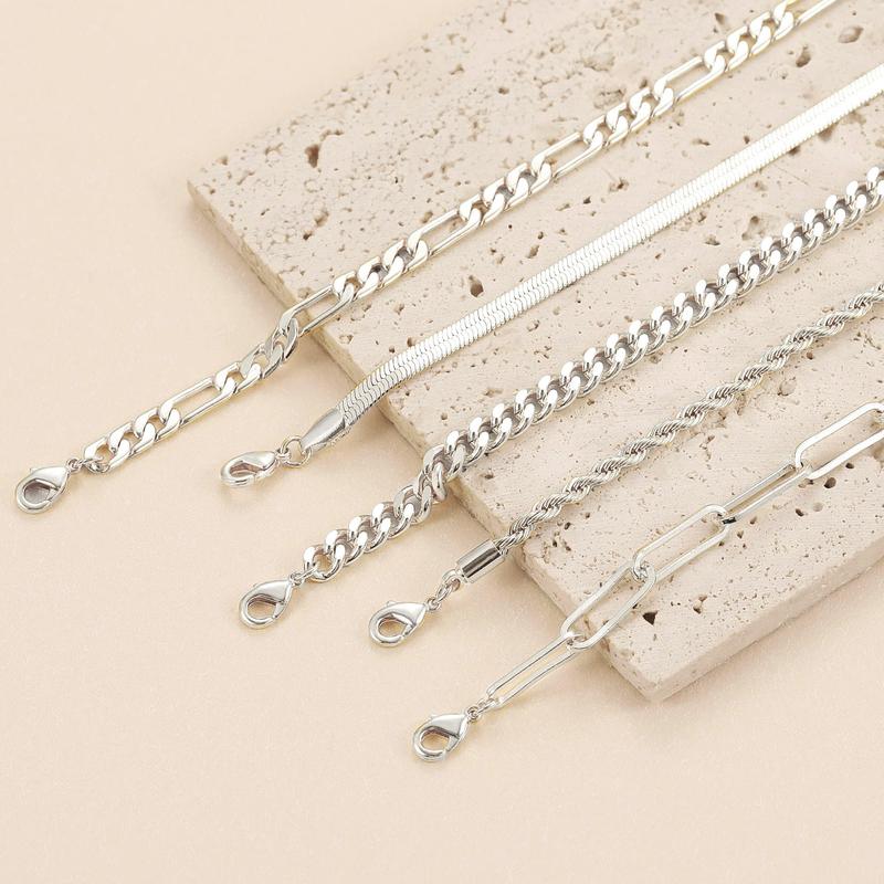 Timeless 5-Piece Chain Stack
