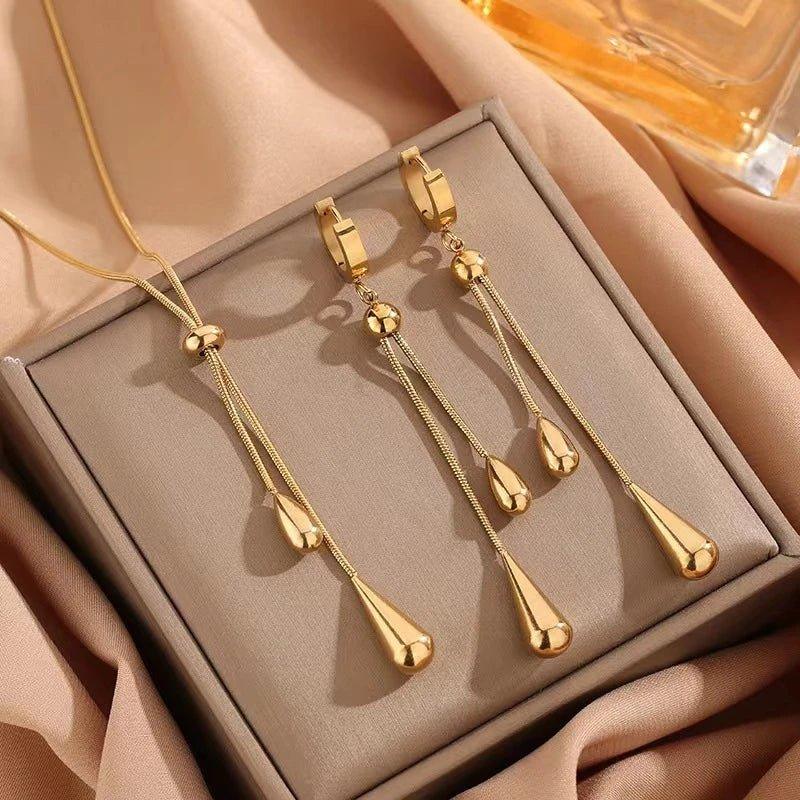 Elegant Drop Lariat Necklace & Earrings Set