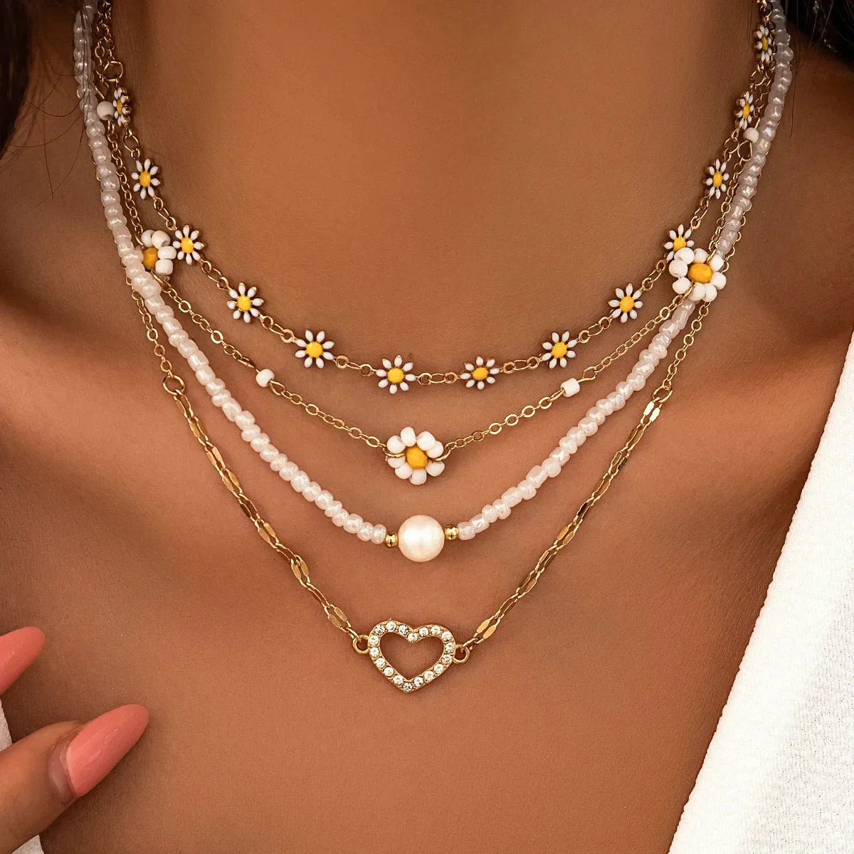 Boho Daisy Flower Necklace Set