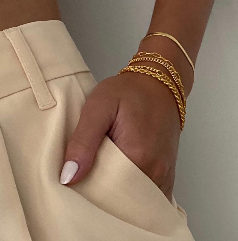 Timeless 5-Piece Chain Stack