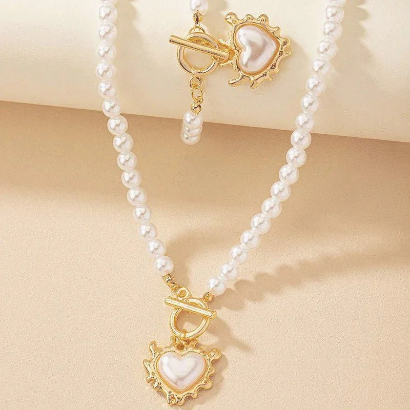 Beaded Heart Pendant Jewelry Set – Necklace & Bracelet