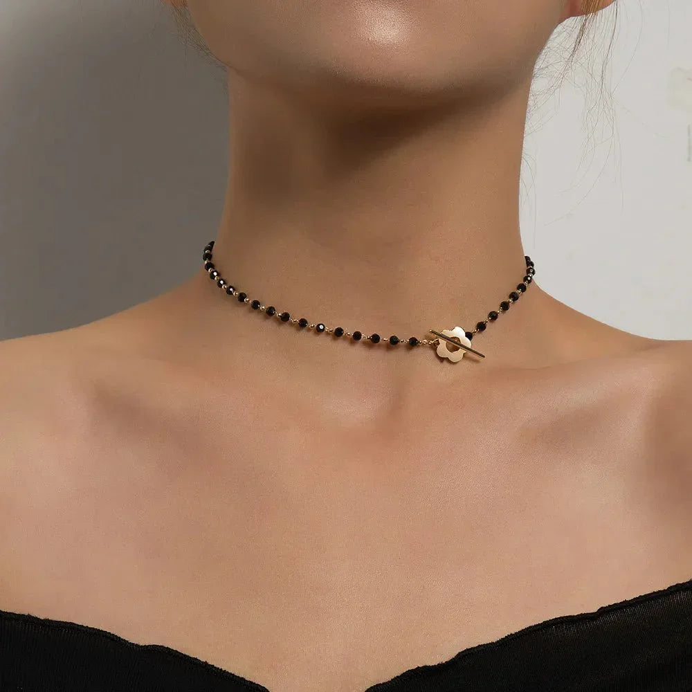 Dainty Flower Clasp Choker Necklace