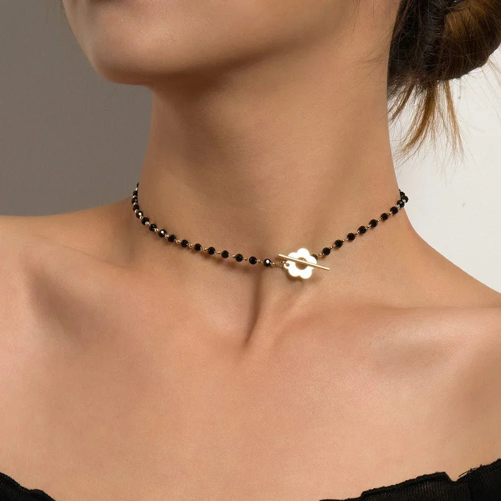 Dainty Flower Clasp Choker Necklace