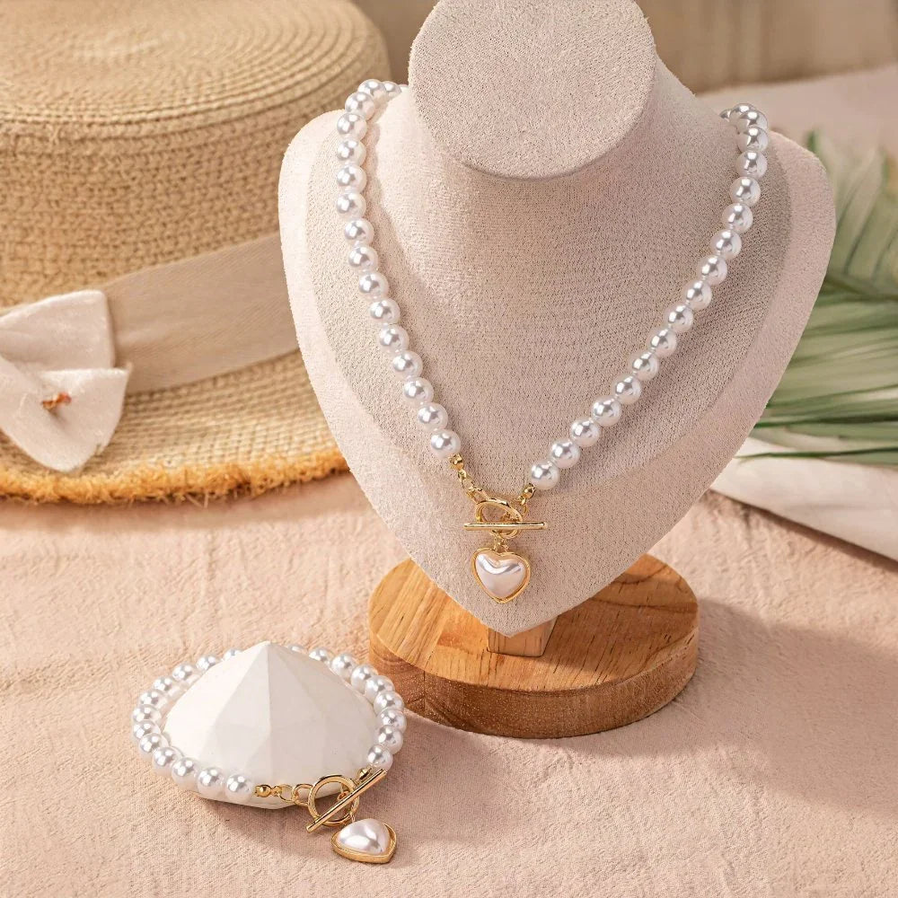 Beaded Heart Pendant Jewelry Set – Necklace & Bracelet