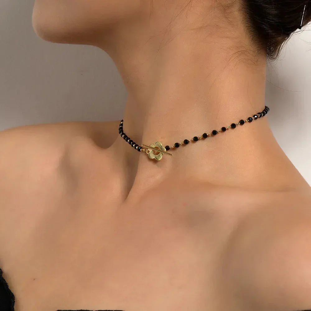 Dainty Flower Clasp Choker Necklace