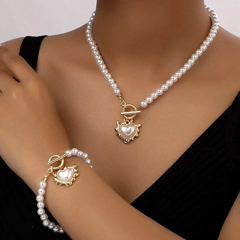 Beaded Heart Pendant Jewelry Set – Necklace & Bracelet
